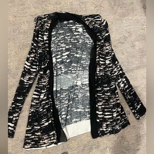Verawang Cardigan